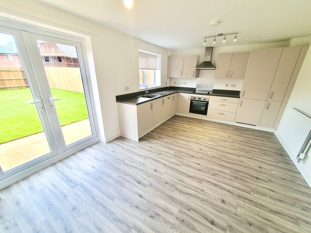 Property photo 3 of 17 Img_5040