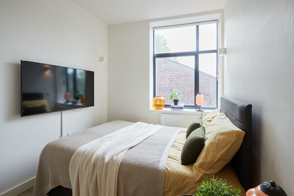 Property photo 2 of 8 Photo 6