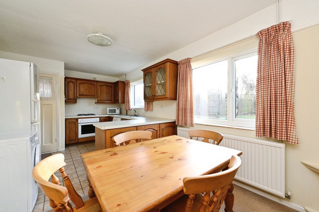 Property photo 3 of 20 Pbox-Img.Jpg