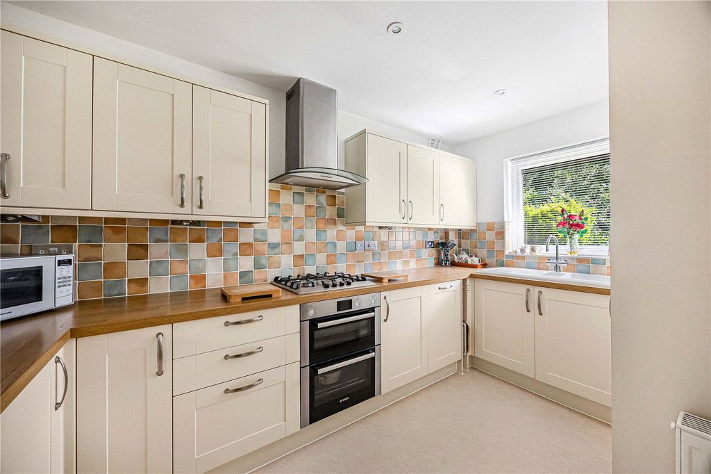 Property photo 3 of 17 Picture No. 22