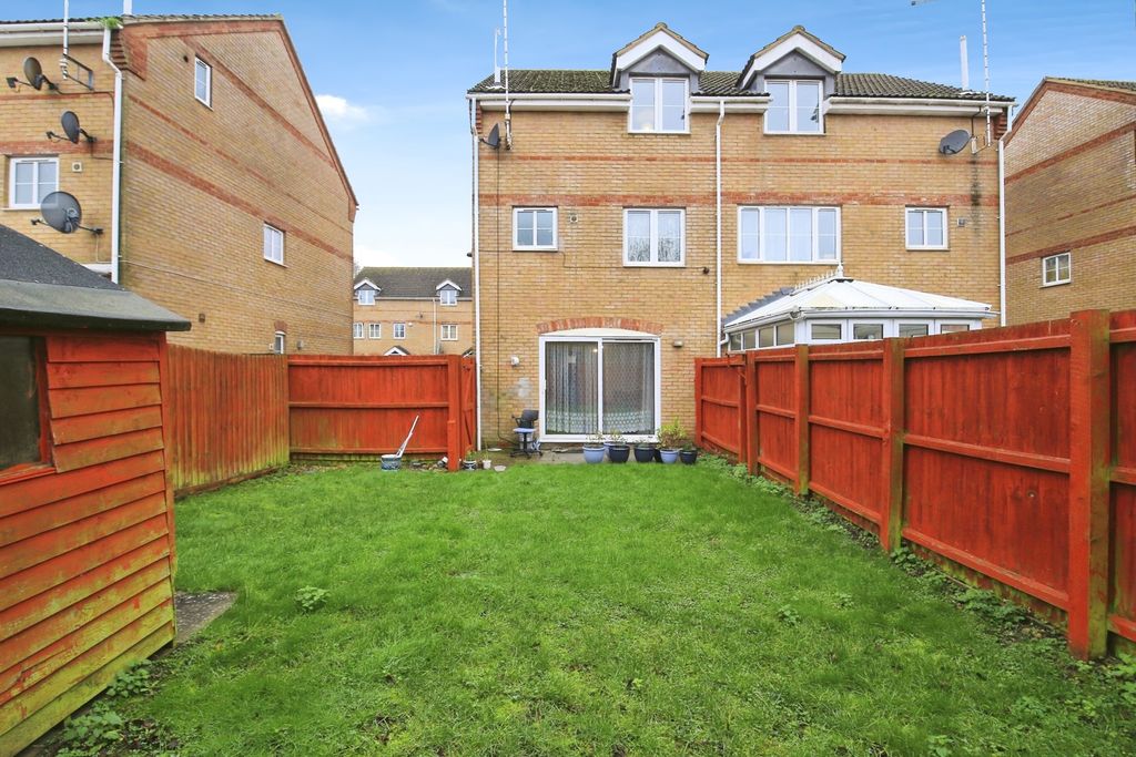 Property photo 3 of 19 Pbox-Img.Jpg