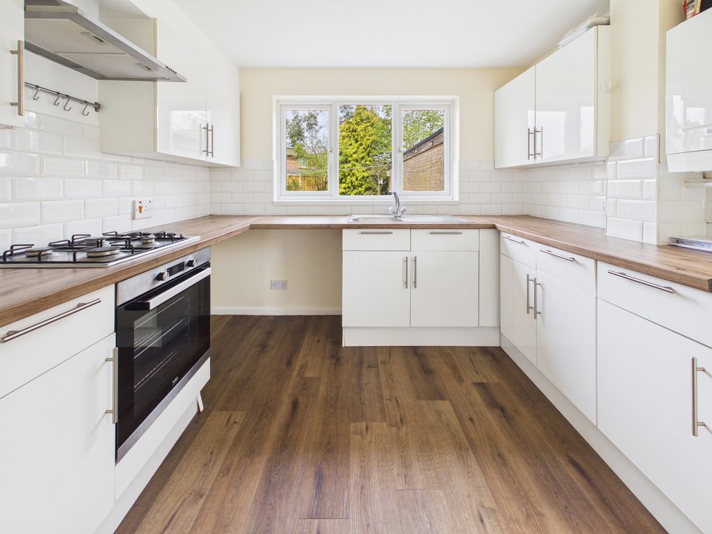 Property photo 2 of 12 Gallery