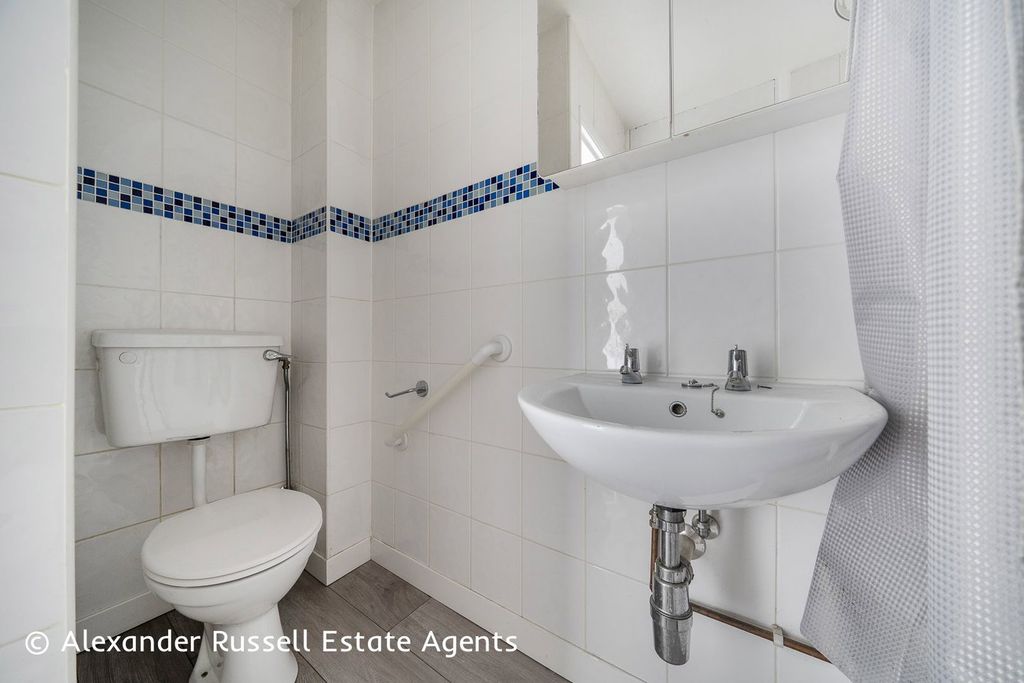 Additional image 10 of 1 bed flat for saleSandpiper Court, Shakespeare Road, Birchington CT7