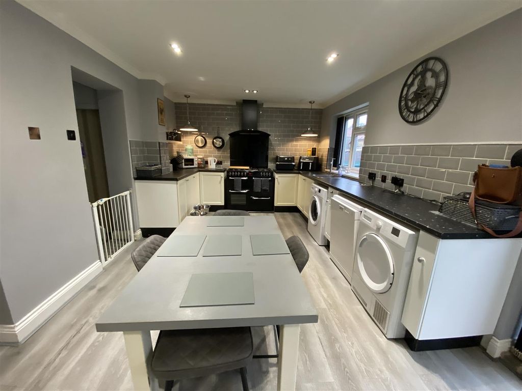 Additional image 11 of 3 bed end terrace house for saleChadway, Dagenham RM8
