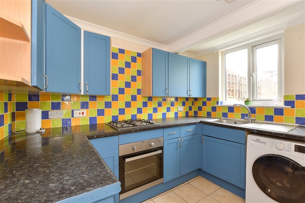 Property photo 3 of 13 Kitchen