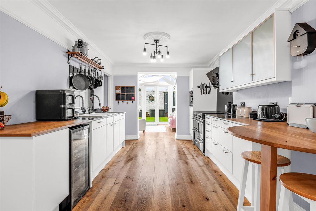 Property photo 3 of 27 Internal-6.Jpg