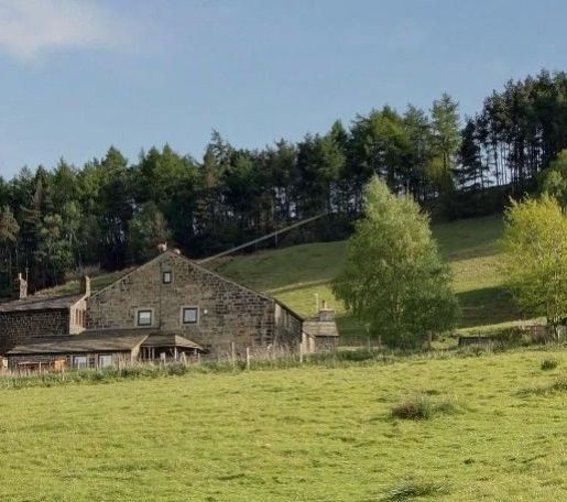 Property photo 1 of 35 Lower Barn - Cropped External