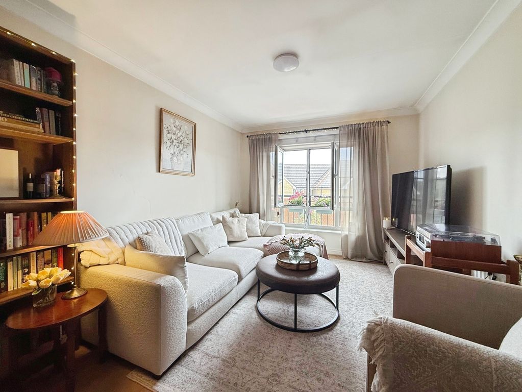 Property photo 1 of 15 Pbox-Img.Jpeg