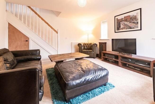 Property photo 2 of 9 Lounge