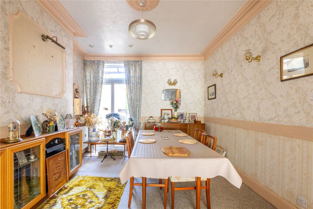 Property photo 3 of 12 Picture No. 04