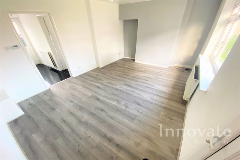 Property photo 2 of 7 Photo 2