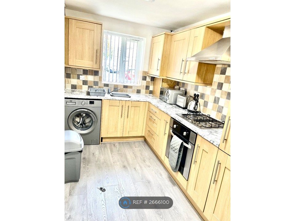 Property photo 1 of 23