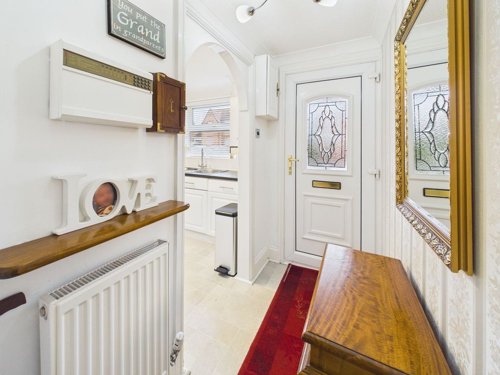 Property photo 3 of 13 Hallway