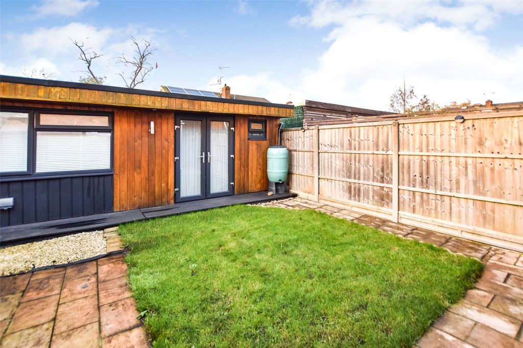 Property photo 2 of 16 Picture No. 19