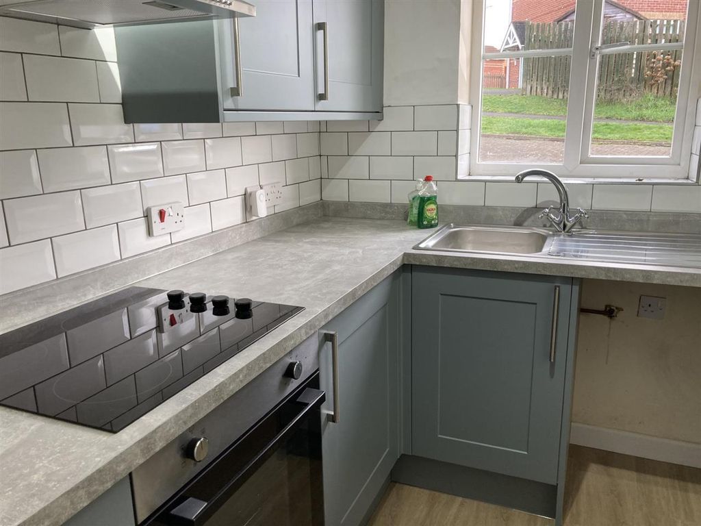 Property photo 2 of 13 Kitchen