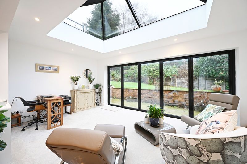 Property photo 3 of 43 Garden Room