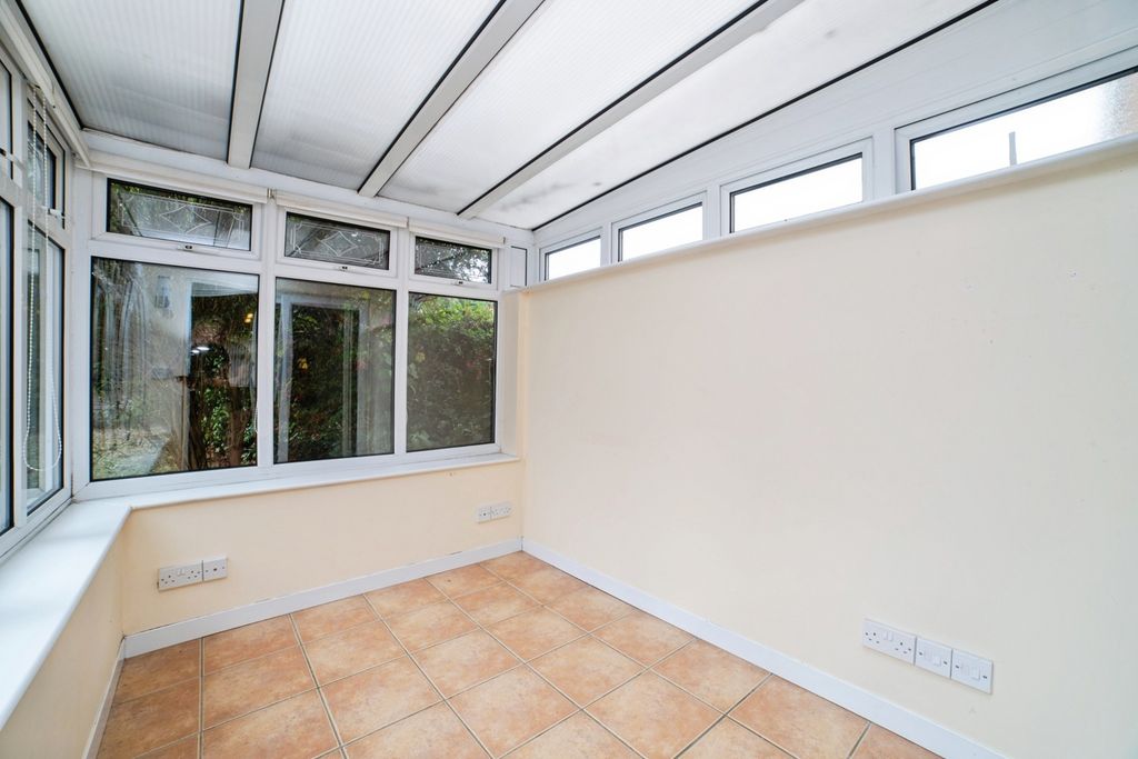 Property photo 2 of 18 Photo