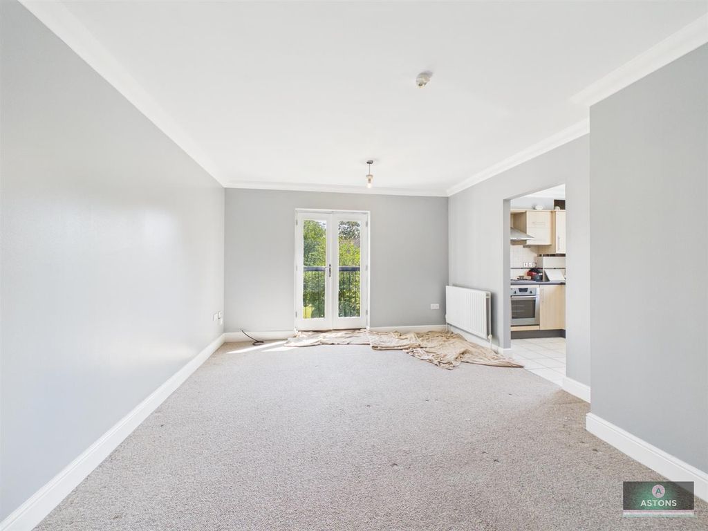 Property photo 3 of 12 Cam02067G0-Pr0317-Still002.Jpg