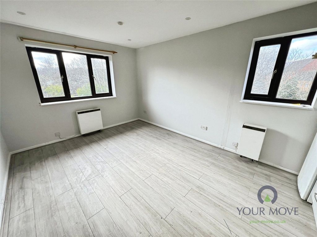 Property photo 3 of 8 Picture No. 08