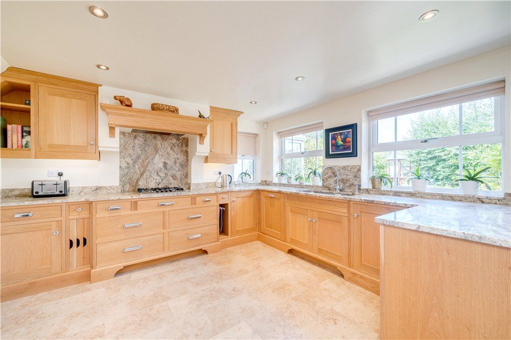 Property photo 2 of 22 Kitchen