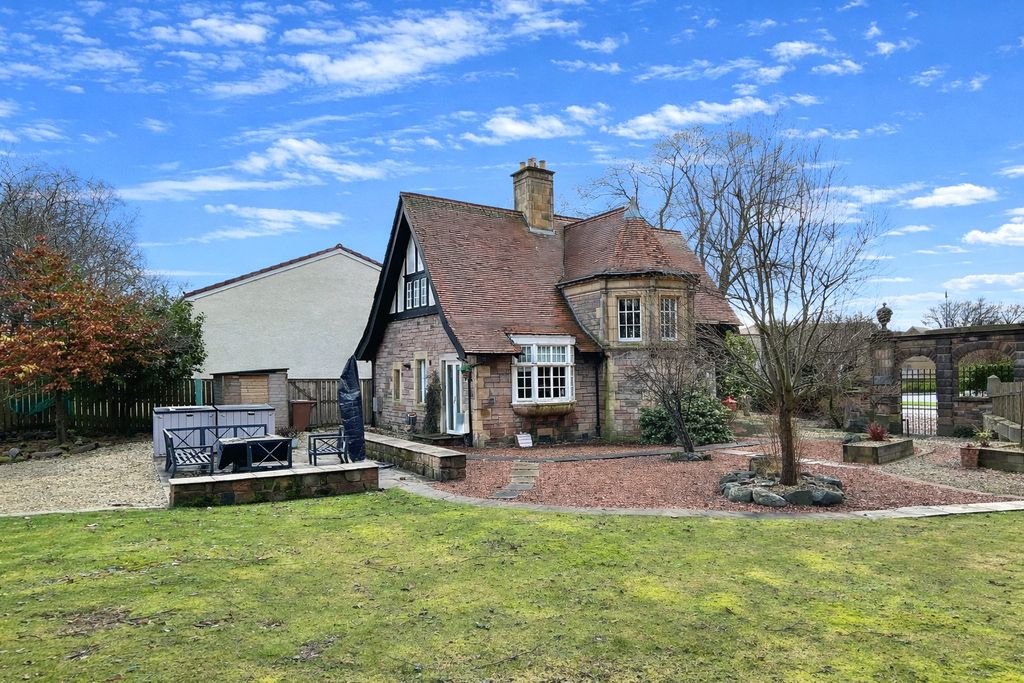 Property photo 1 of 37 External And Land