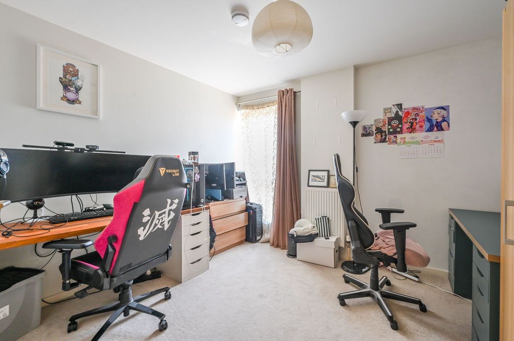Property photo 3 of 5