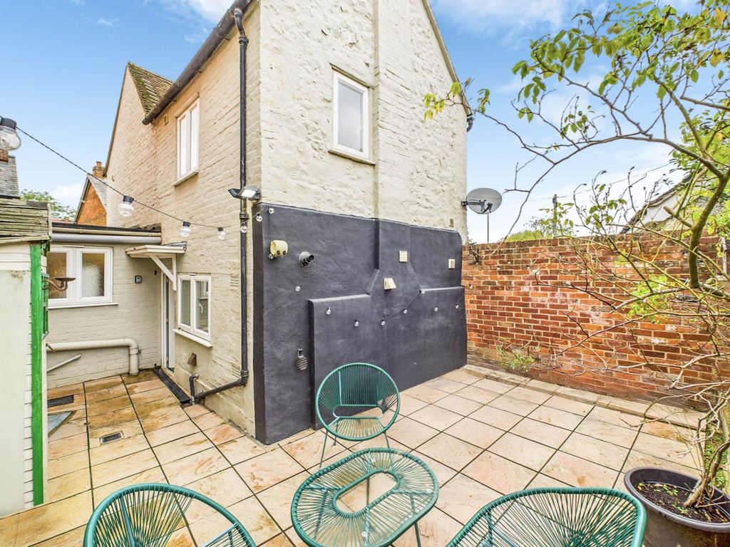 Property photo 3 of 12