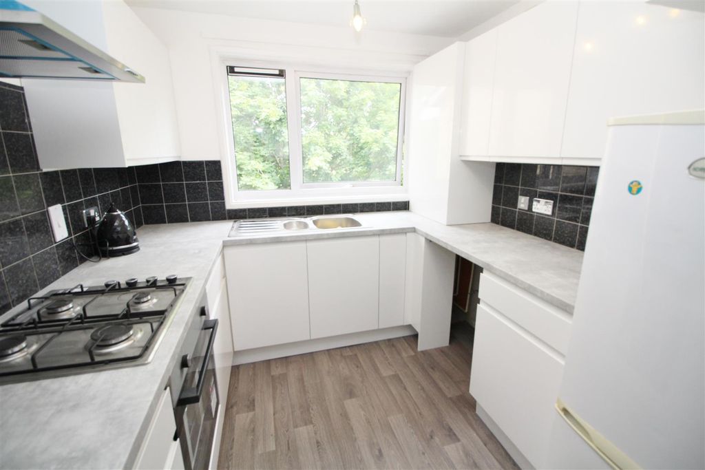 Property photo 3 of 11 Img_6697.Jpg