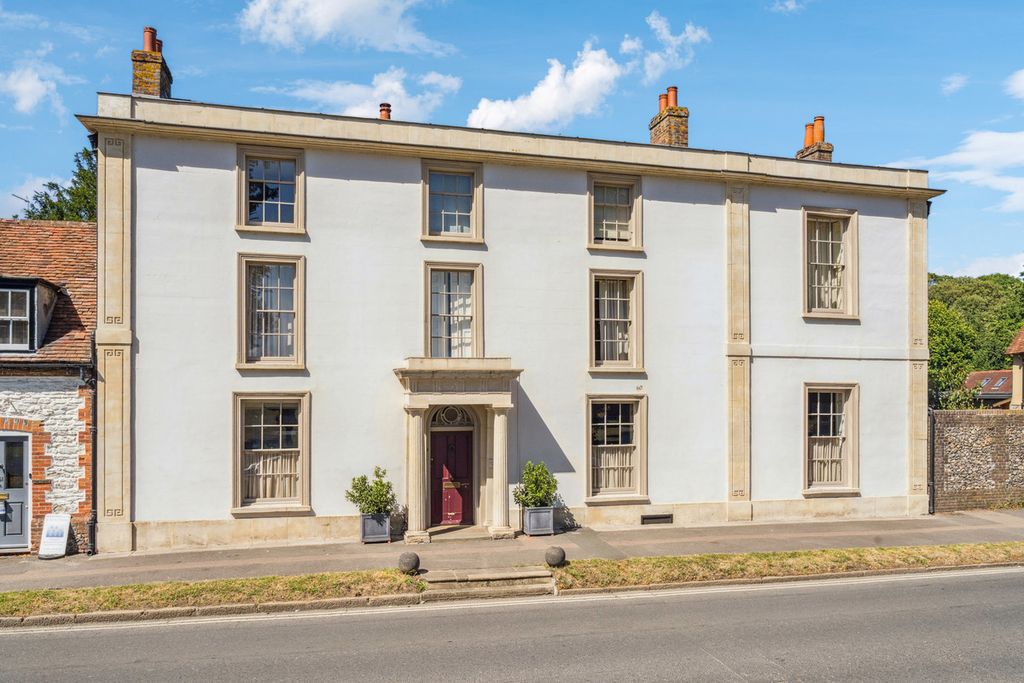 Property photo 1 of 40