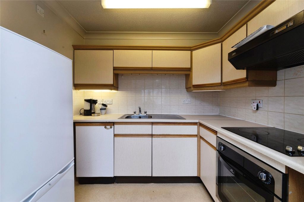 Property photo 3 of 13 Kitchen