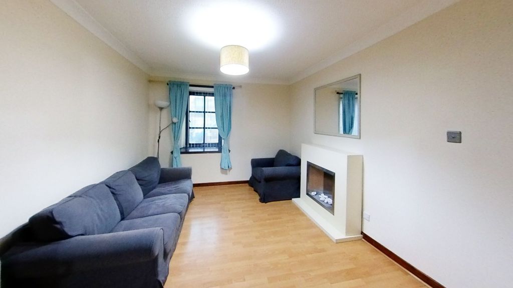 Property photo 2 of 8 Picture No. 07