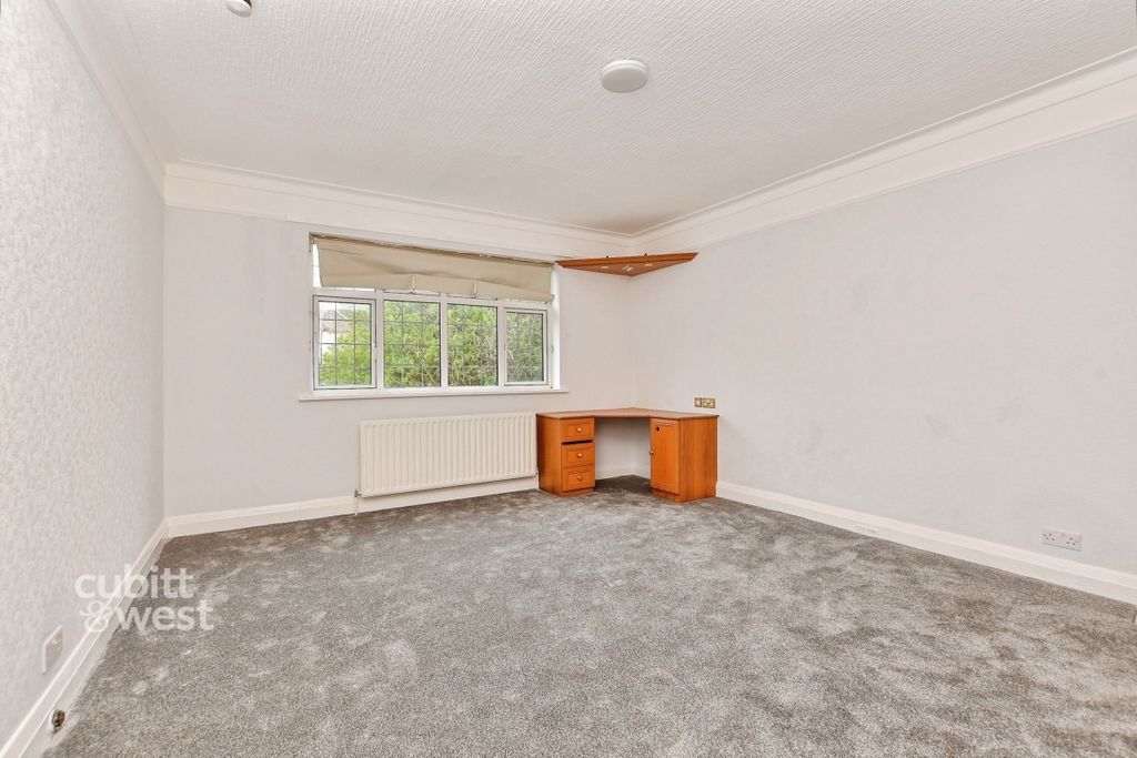 Property photo 3 of 25 4A0c7A16-901Hcu3Z