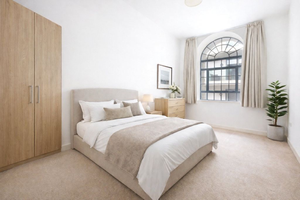 Property photo 3 of 10 Picture No. 02