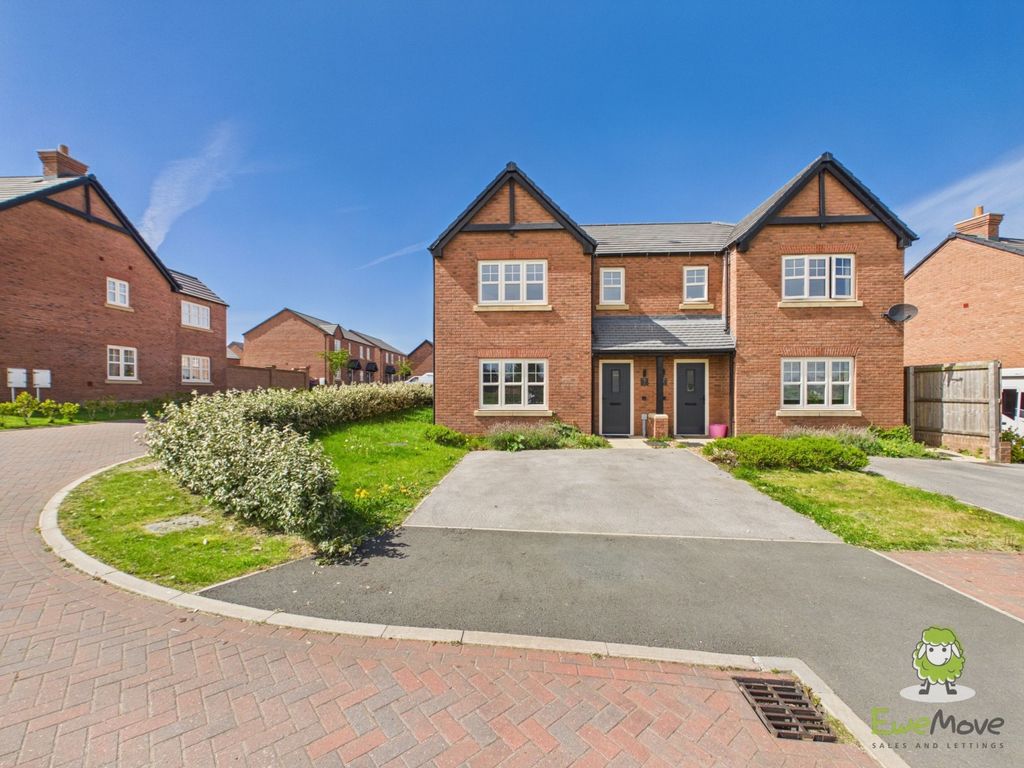 Property photo 1 of 20 Front Of Property - Ewemove Whitchurch And Nantwic