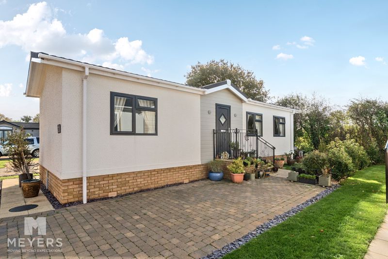 Property photo 1 of 21 Photo 18