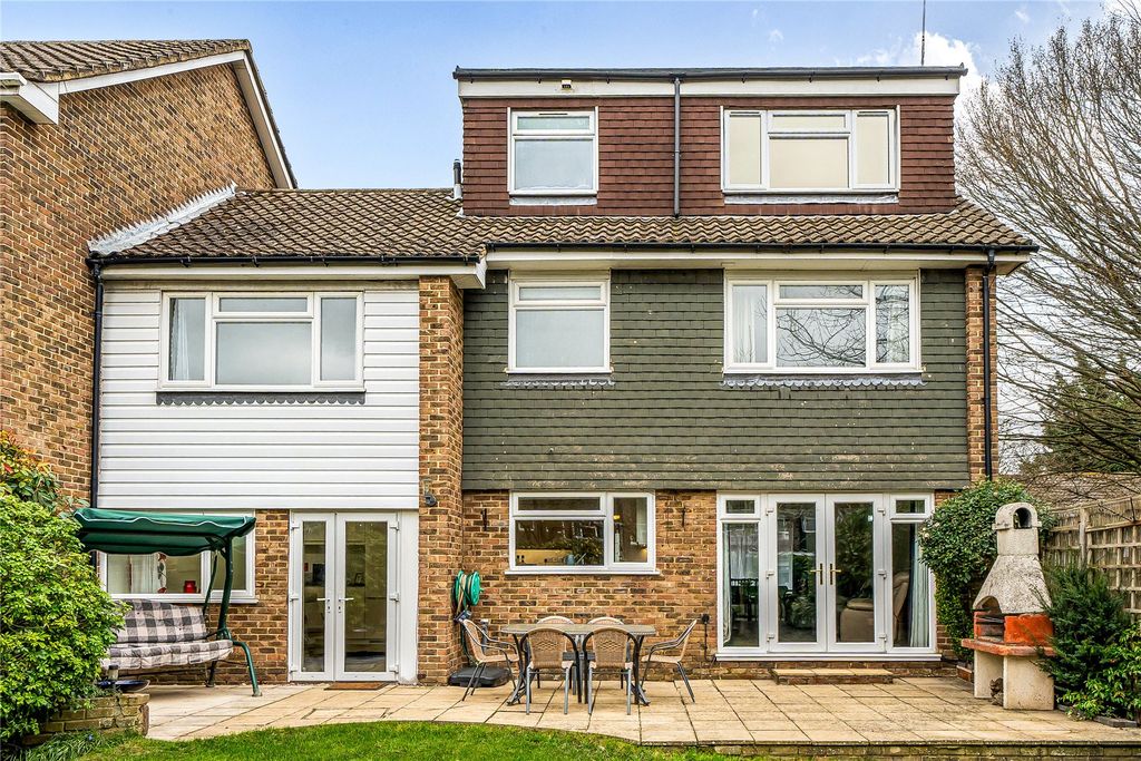 Property photo 1 of 24 Picture No. 04