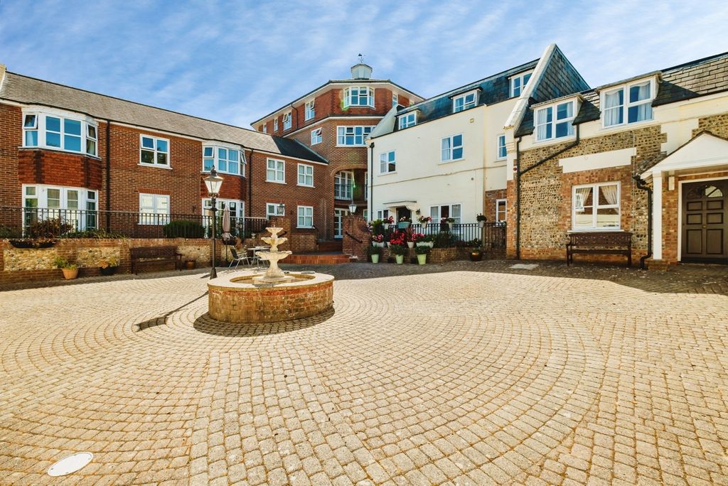 Property photo 1 of 20 Pbox-Img.Jpg