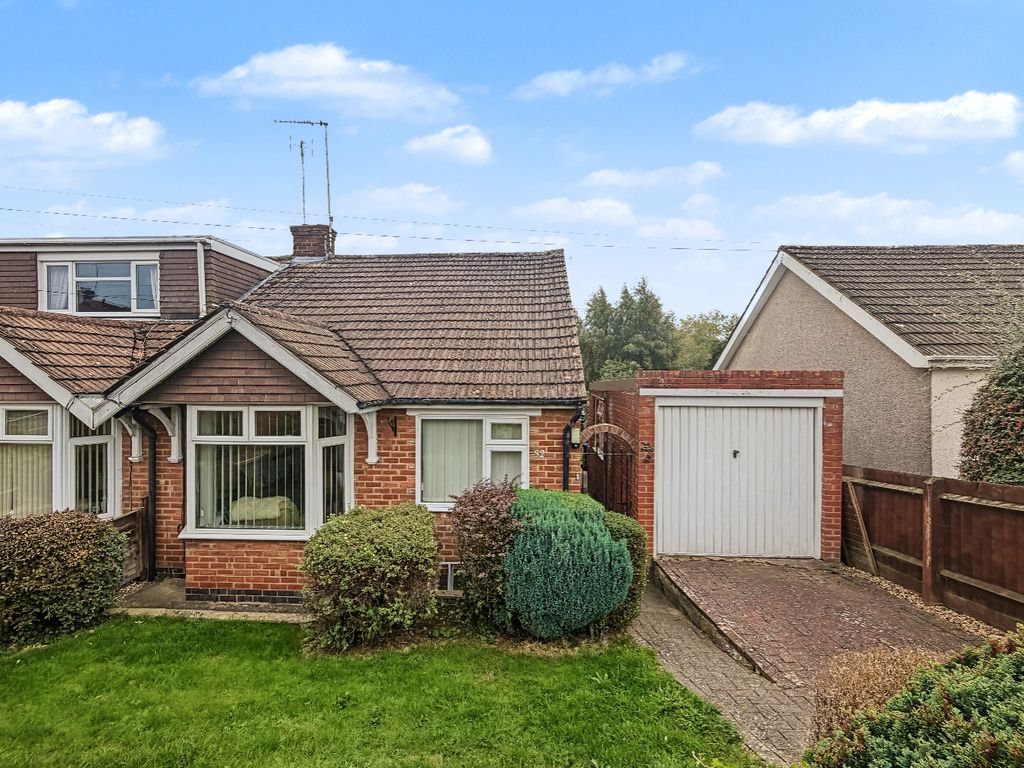 Property photo 1 of 28 4966180
