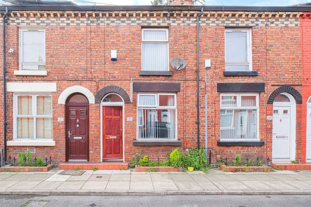Property photo 1 of 15