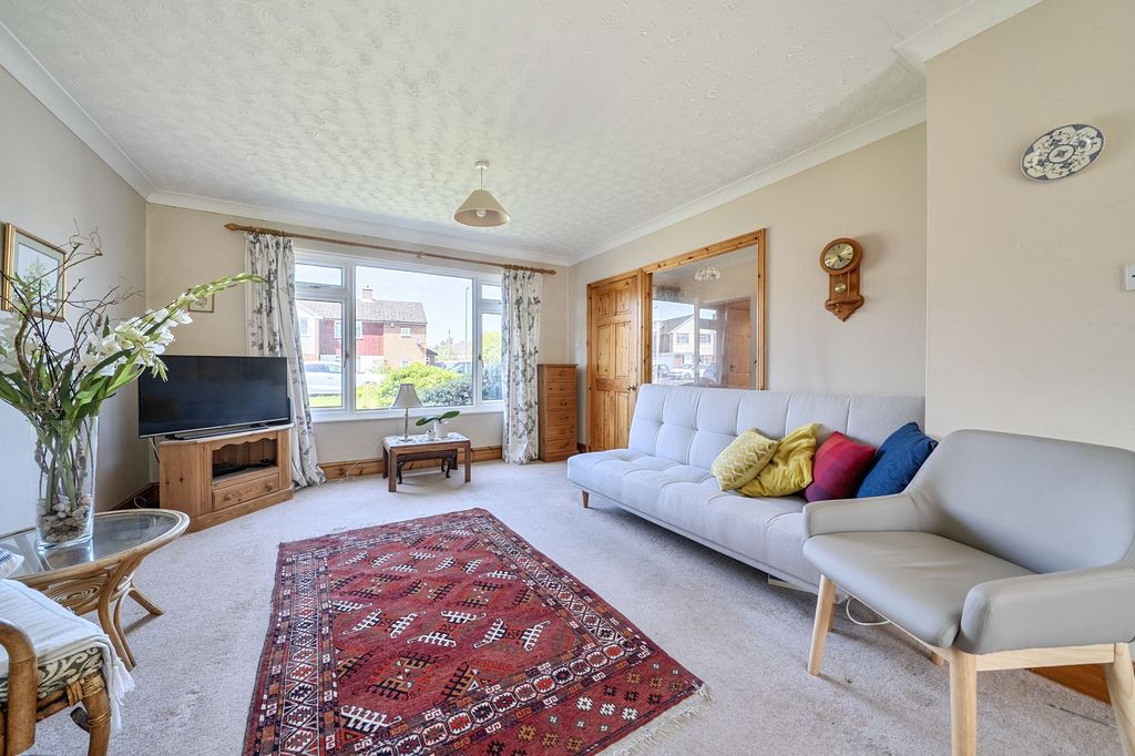 Property photo 3 of 15