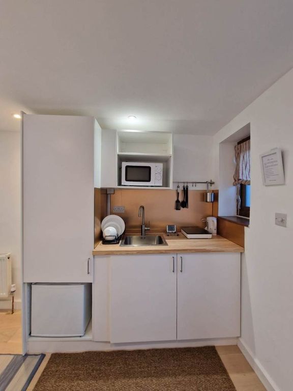 Property photo 2 of 3