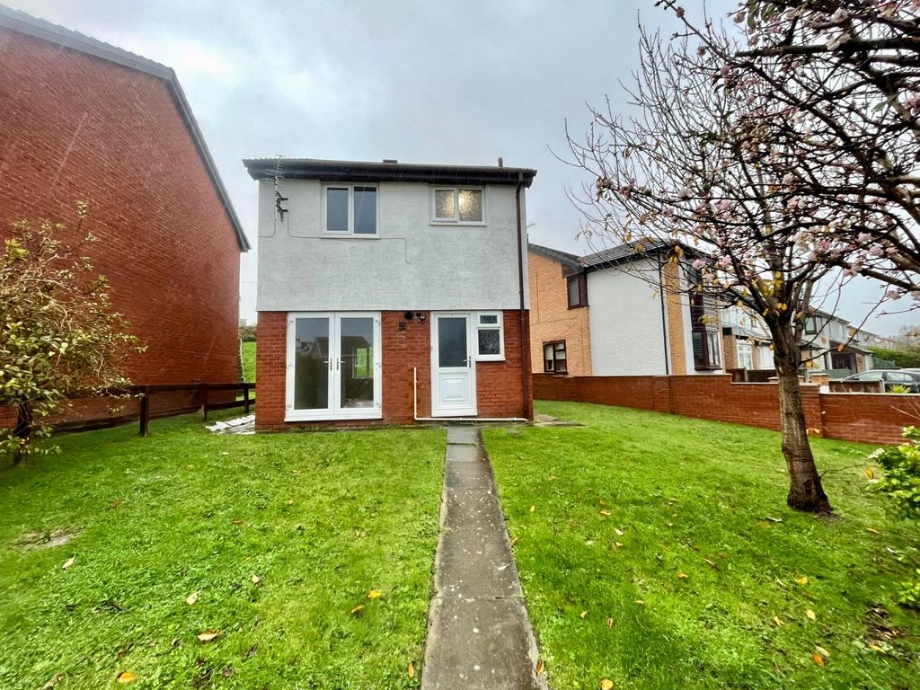 Property photo 1 of 11