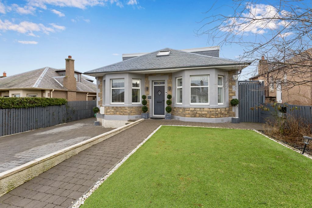 Property photo 1 of 19 Primary Property Image