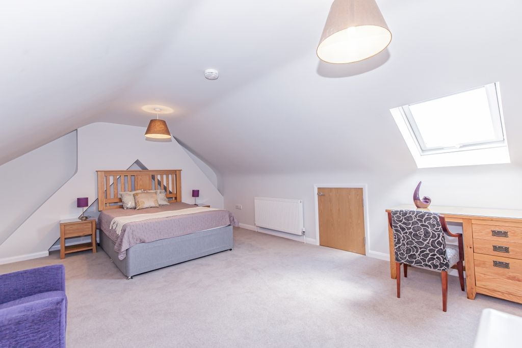 Property photo 3 of 8 161941