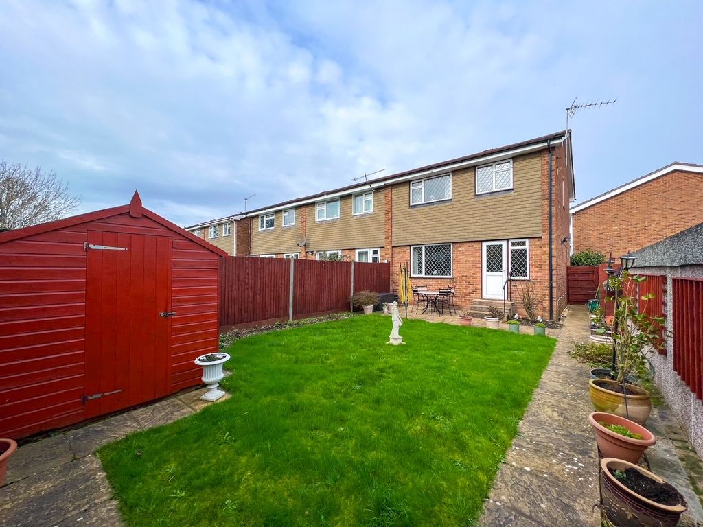Property photo 1 of 17