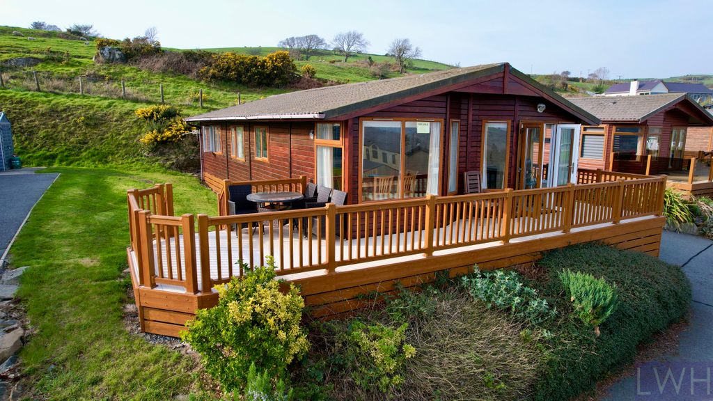 Property photo 3 of 16 Front Decking