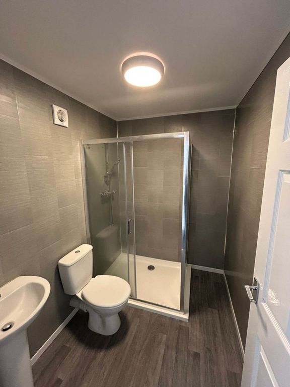 Property photo 2 of 2
