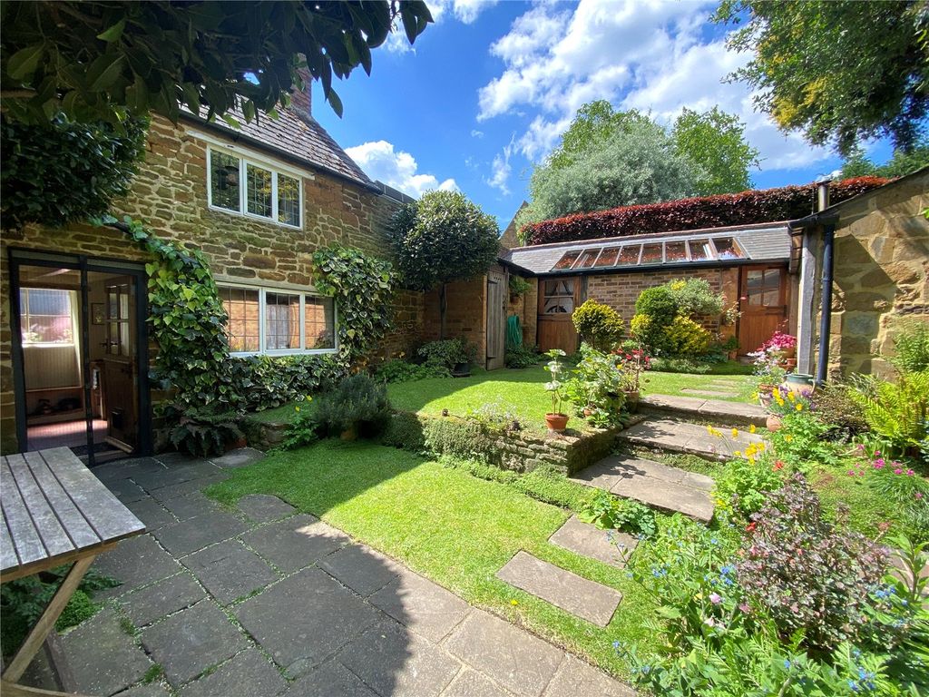 Property photo 3 of 45 Picture No. 27