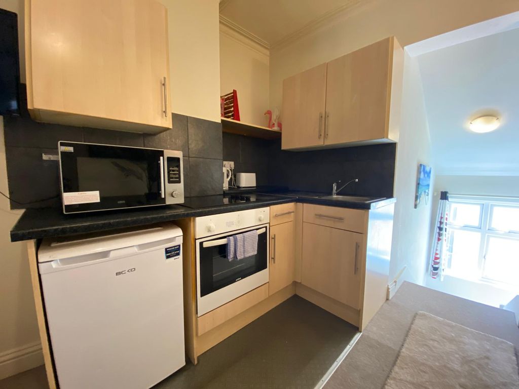 Property photo 3 of 11 Image