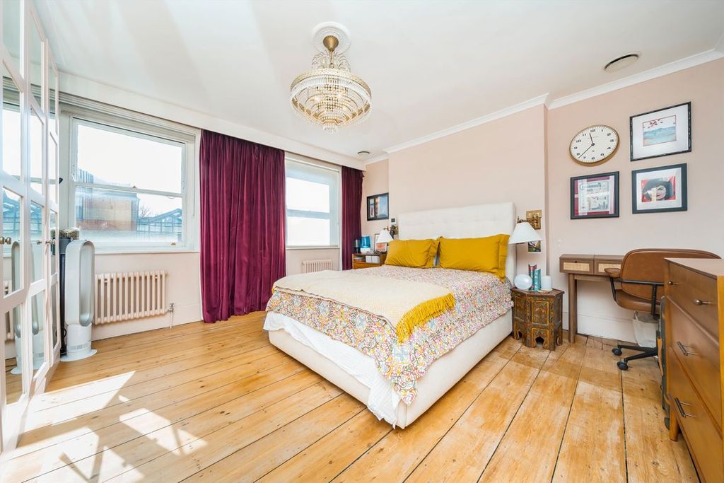 Property photo 3 of 7